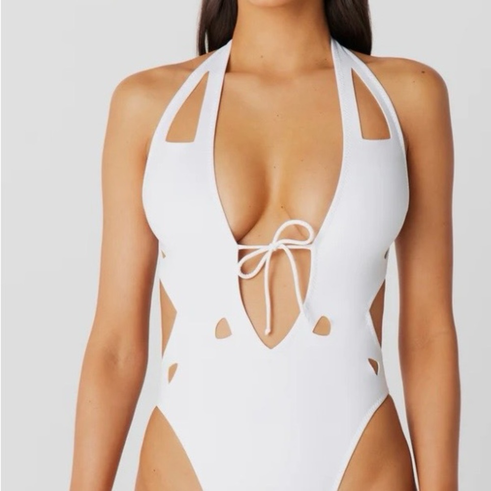 GIGI C White Charlie Cutout One-Piece Swimsuit Small